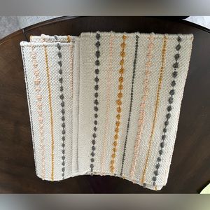 Table Runner